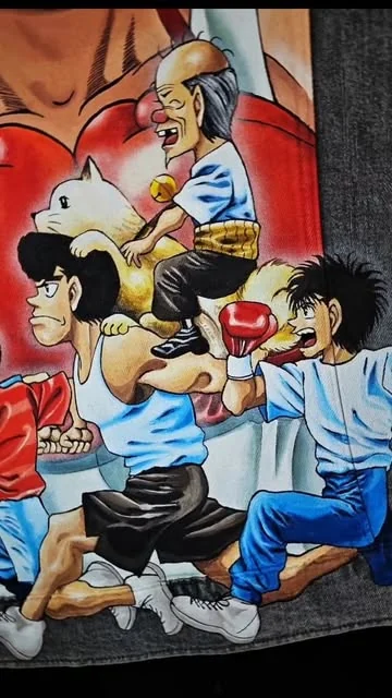 Gotowy malunek z bohaterami Hajime no Ippo na kurtce jeansowej